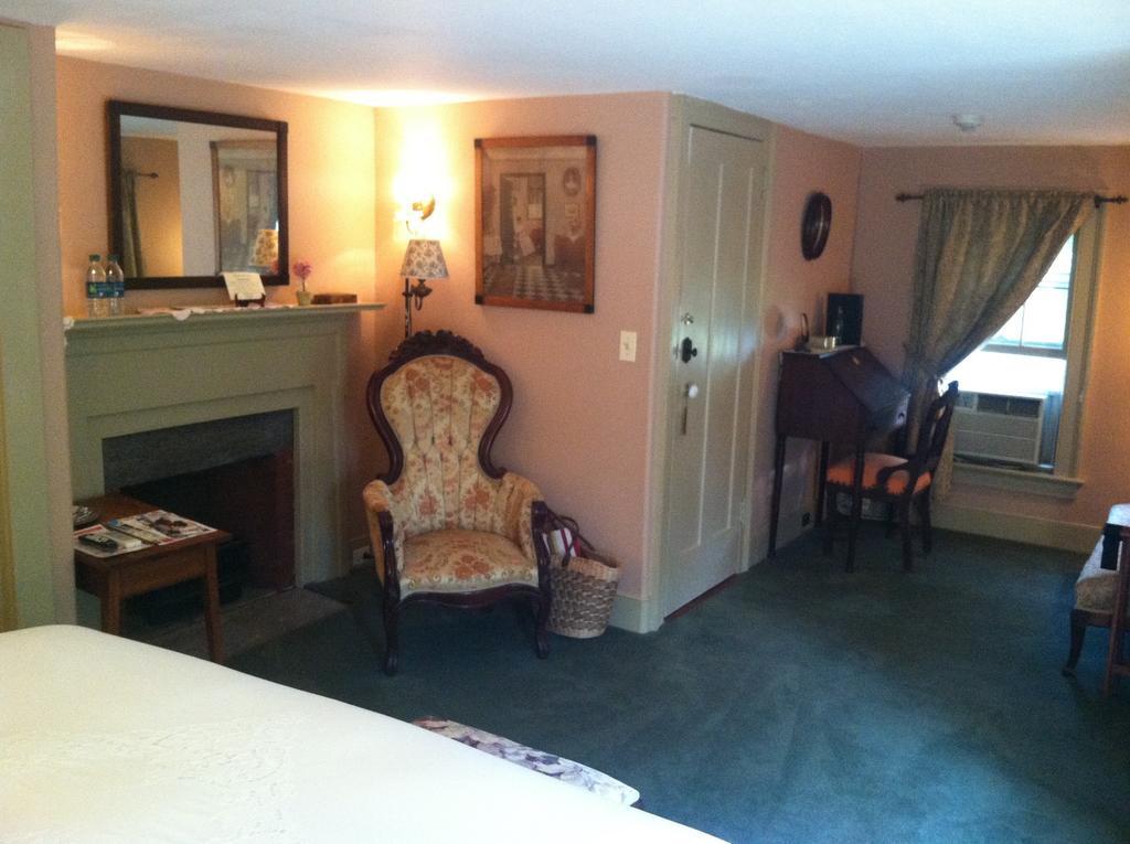 Bushnell House ウェストブルック 部屋 写真